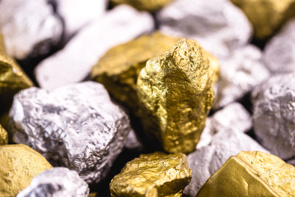 Major gold and silver discoveries at Dynasty Gold Project